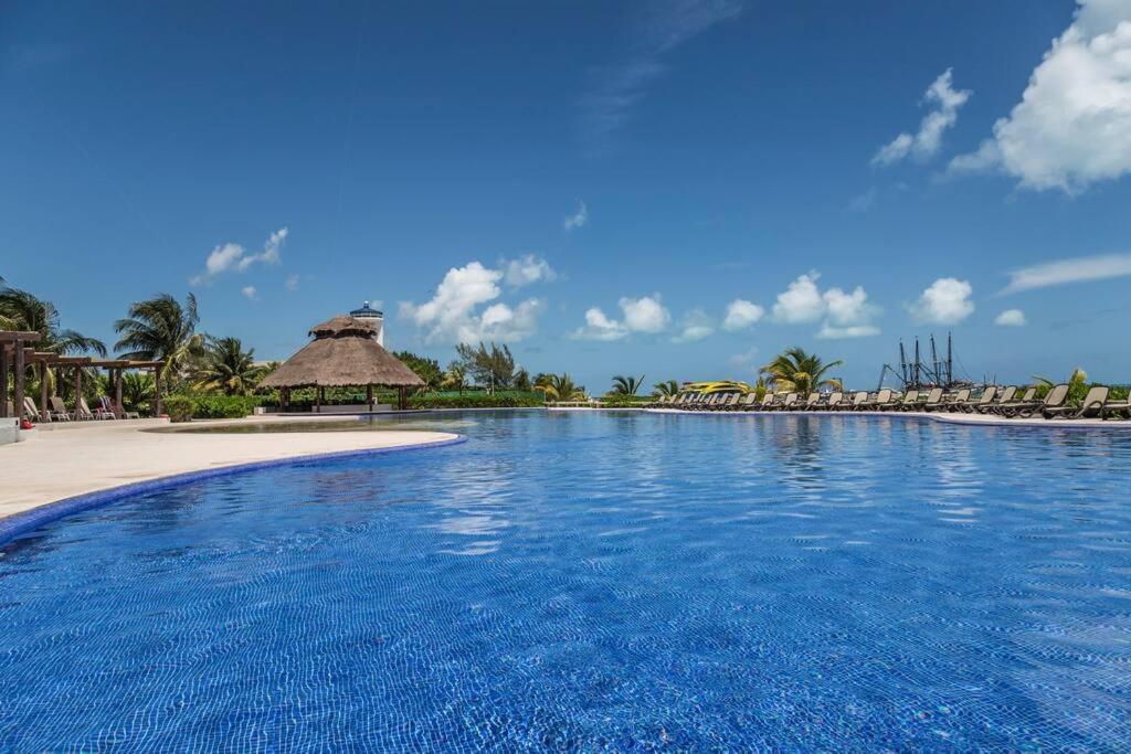 Reef Beachfront 3Bdr Apartment By Casa Paraiso Cancún Eksteriør bilde